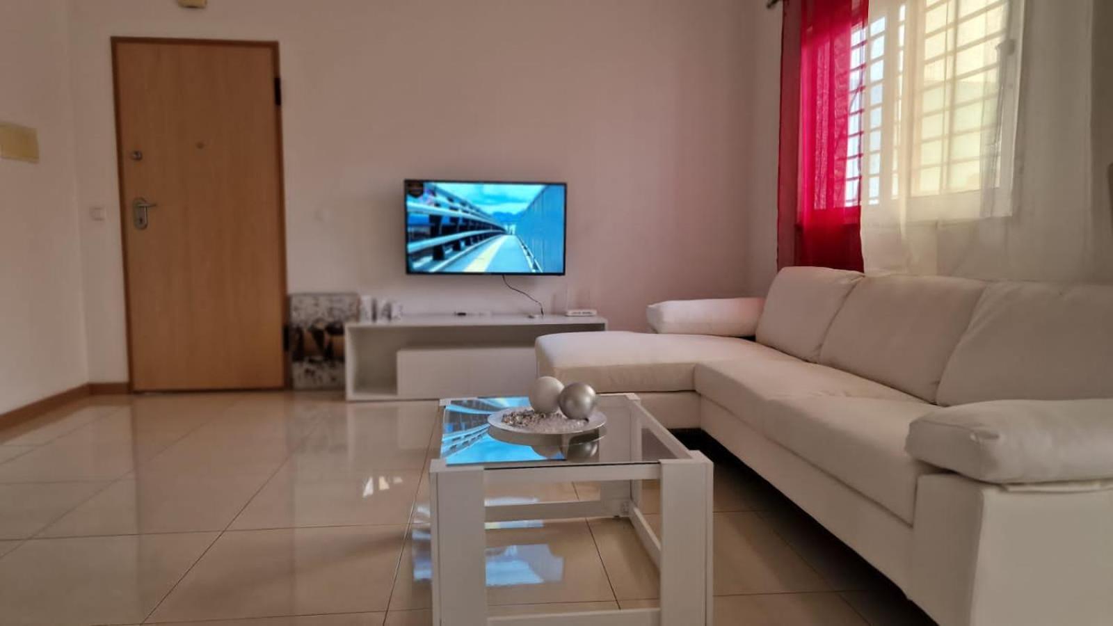 Casa De Ferias Com 2 Quartos Ou Aluguer Diaria プライア エクステリア 写真